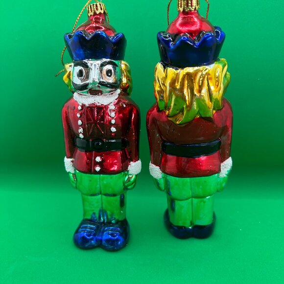 Vintage Box of 6 hanging Christmas Ornaments - Picture 4 of 5